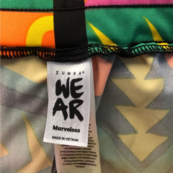 Authentic- ZUMBA Harem-Style Capri - Picture 3 of 4